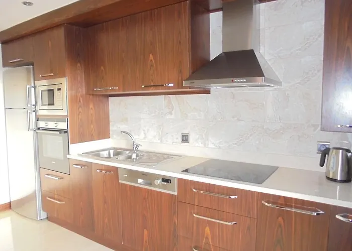 Xperia Park With Large Balcony And Seaview & Free Airport Shuttle Service Hotel