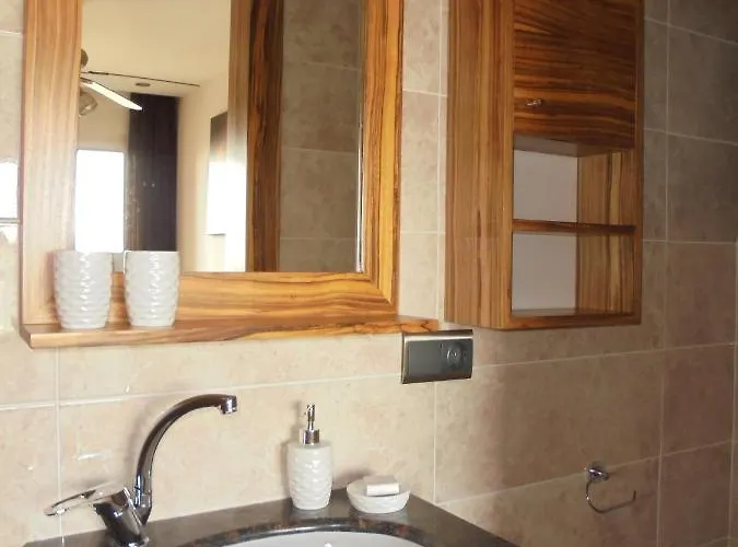 Xperia Park With Large Balcony And Seaview & Free Airport Shuttle Service *