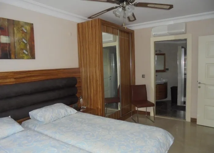 Xperia Park With Large Balcony And Seaview & Free Airport Shuttle Service Hotel