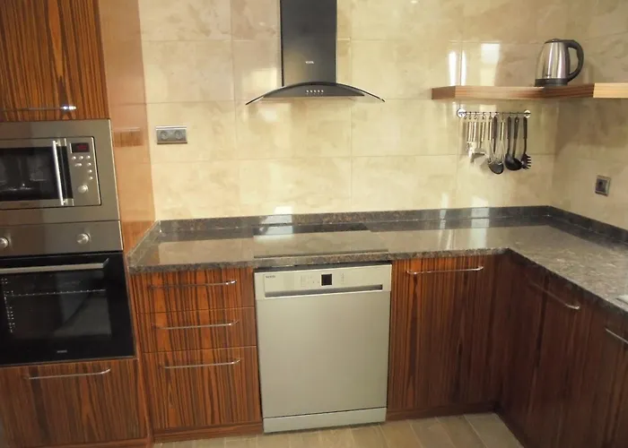 Xperia Park With Large Balcony And Seaview & Free Airport Shuttle Service Hotel