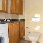 מלון Xperia Park With Large Balcony And Seaview & Free Airport Shuttle Service