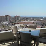 Xperia Park With Large Balcony And Seaview & Free Airport Shuttle Service מלון אלאניה