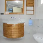 Xperia Park With Large Balcony And Seaview & Free Airport Shuttle Service *