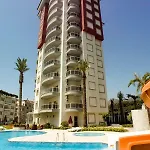 מלון Xperia Park With Large Balcony And Seaview & Free Airport Shuttle Service