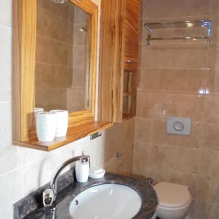 Отель Xperia Park With Large Balcony And Seaview & Free Airport Shuttle Service *