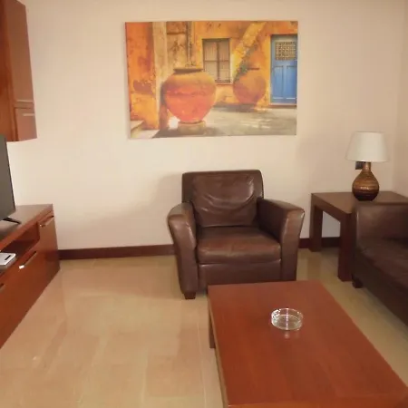 Xperia Park With Large Balcony And Seaview & Free Airport Shuttle Service *