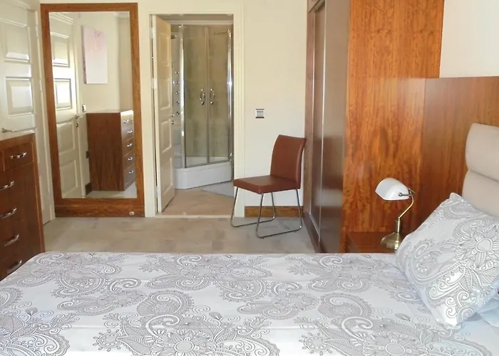 Xperia Park With Large Balcony And Seaview & Free Airport Shuttle Service